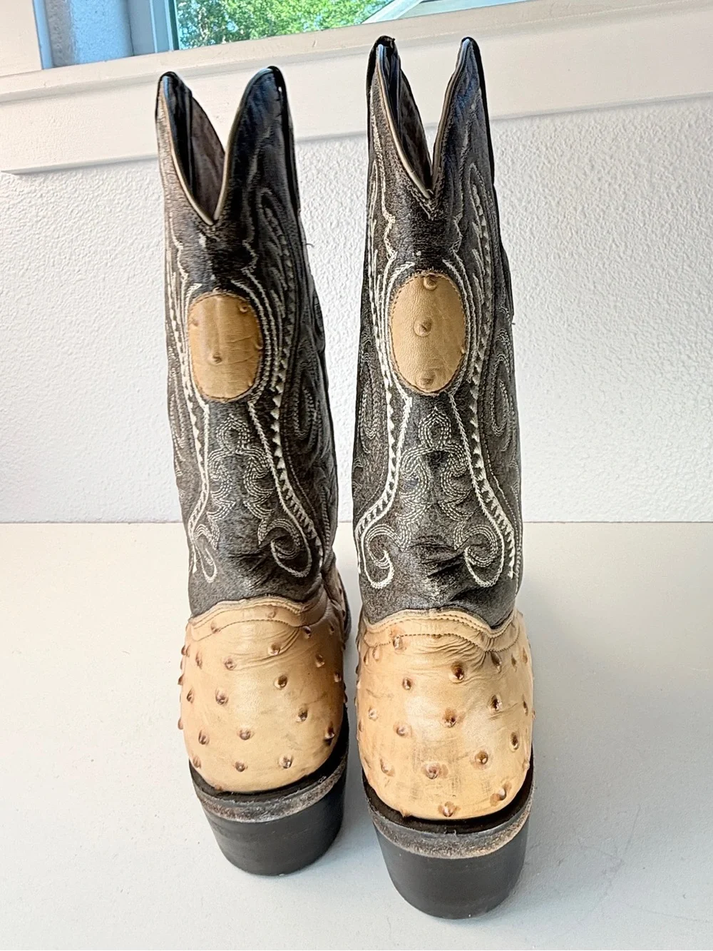 El General Ostrich Print Western Cowboy Boots Size 8 Tan Leather Embroidered